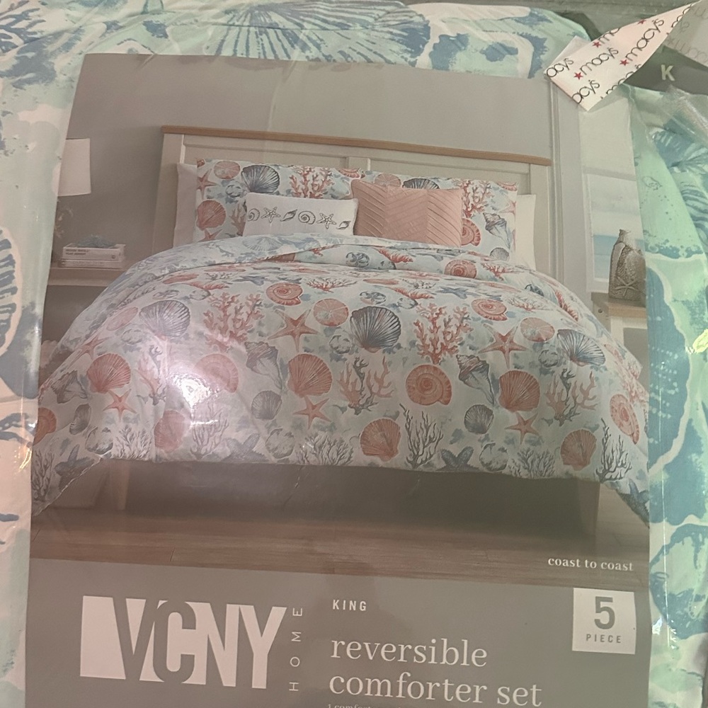 Coastal Themed Reversible King Comforter Set